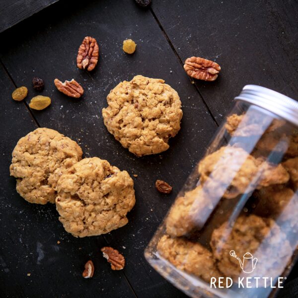 BTL_OATMEAL PECAN RAISIN COOKIES